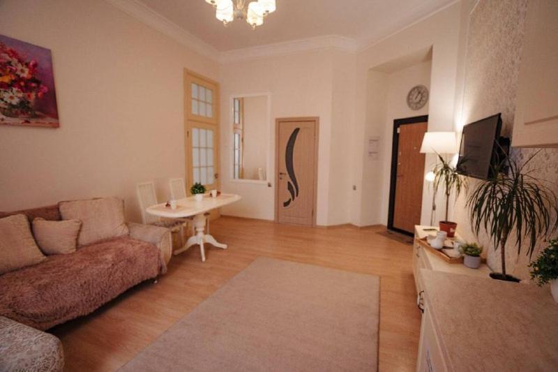 Apartment on Sumskaya 46 Family Harkiv Dış mekan fotoğraf