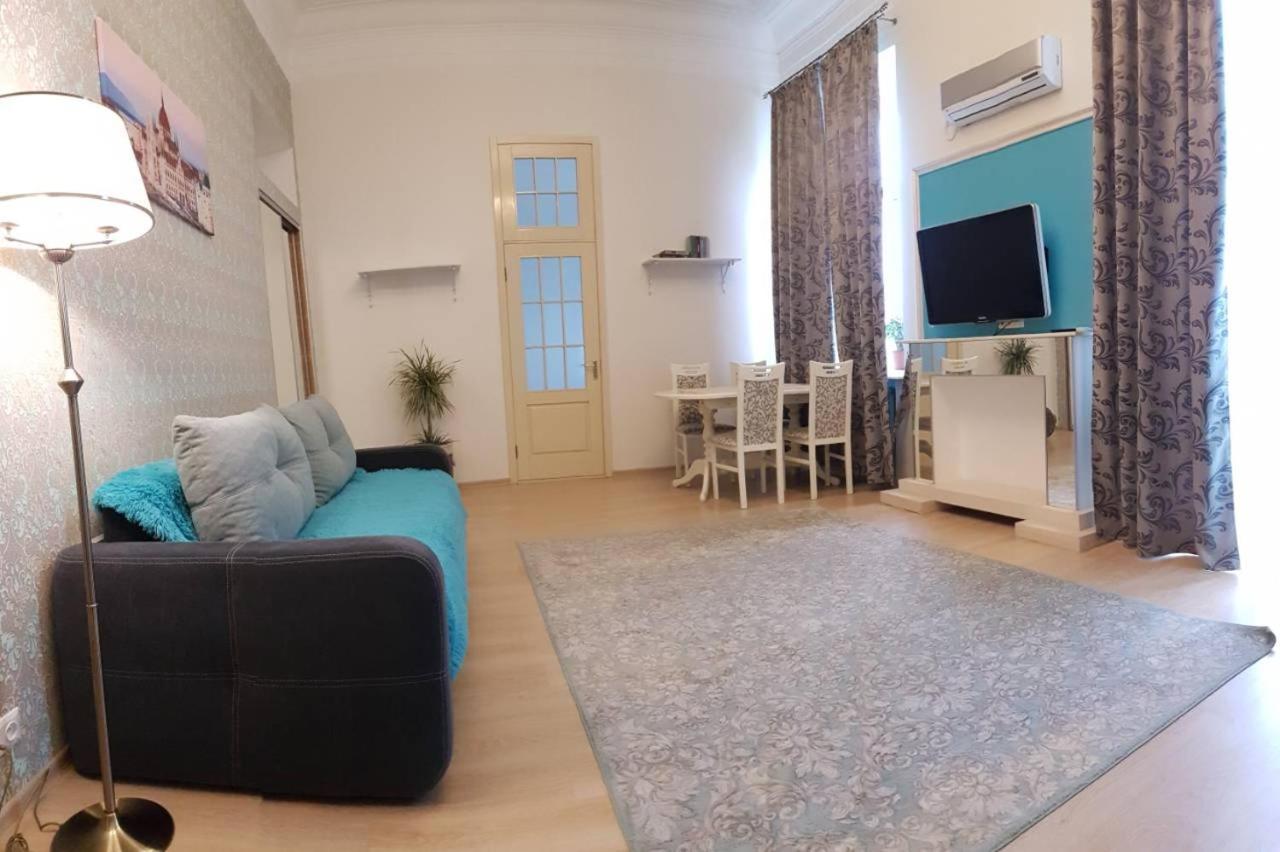 Apartment on Sumskaya 46 Family Harkiv Dış mekan fotoğraf